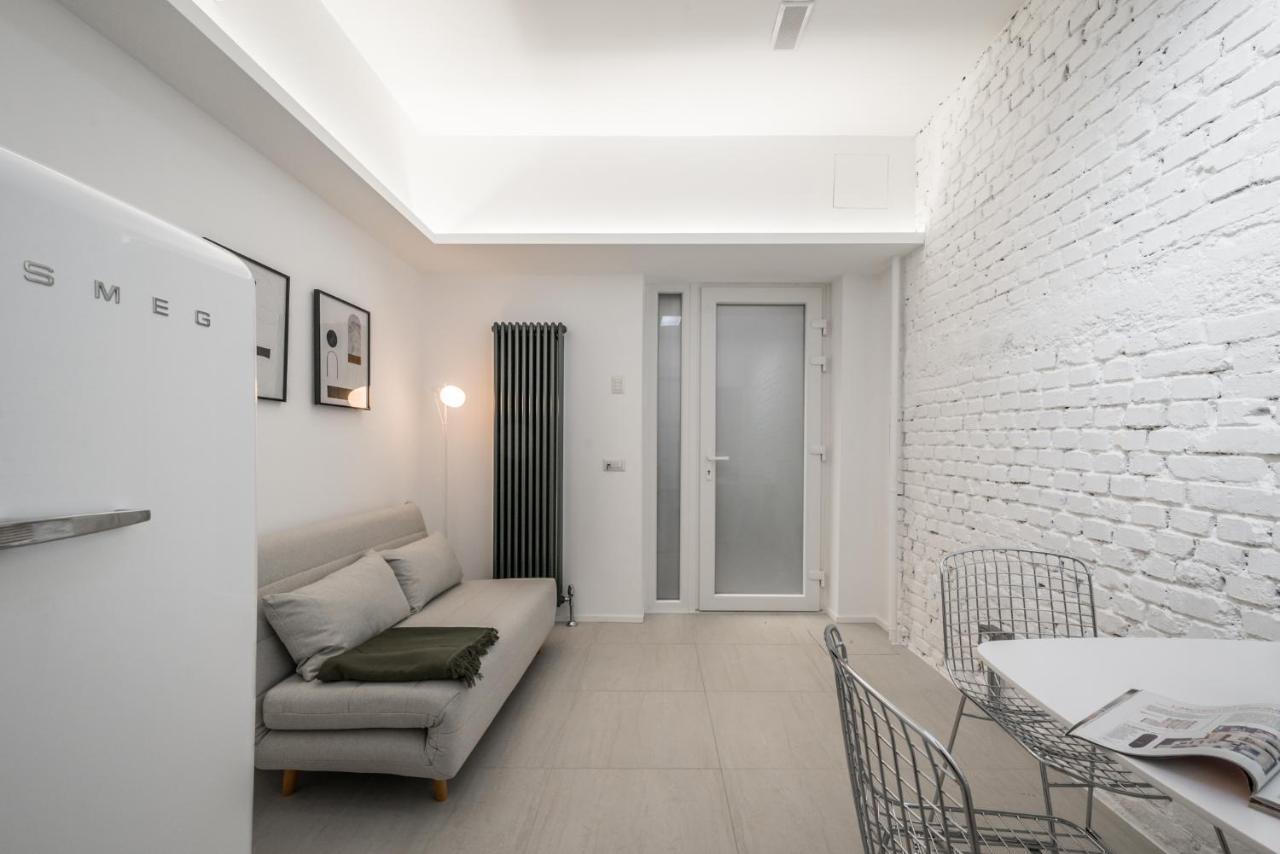 Jj6 Loreto-Duomo - Esclusive - Chic - Luxury Milan Bagian luar foto