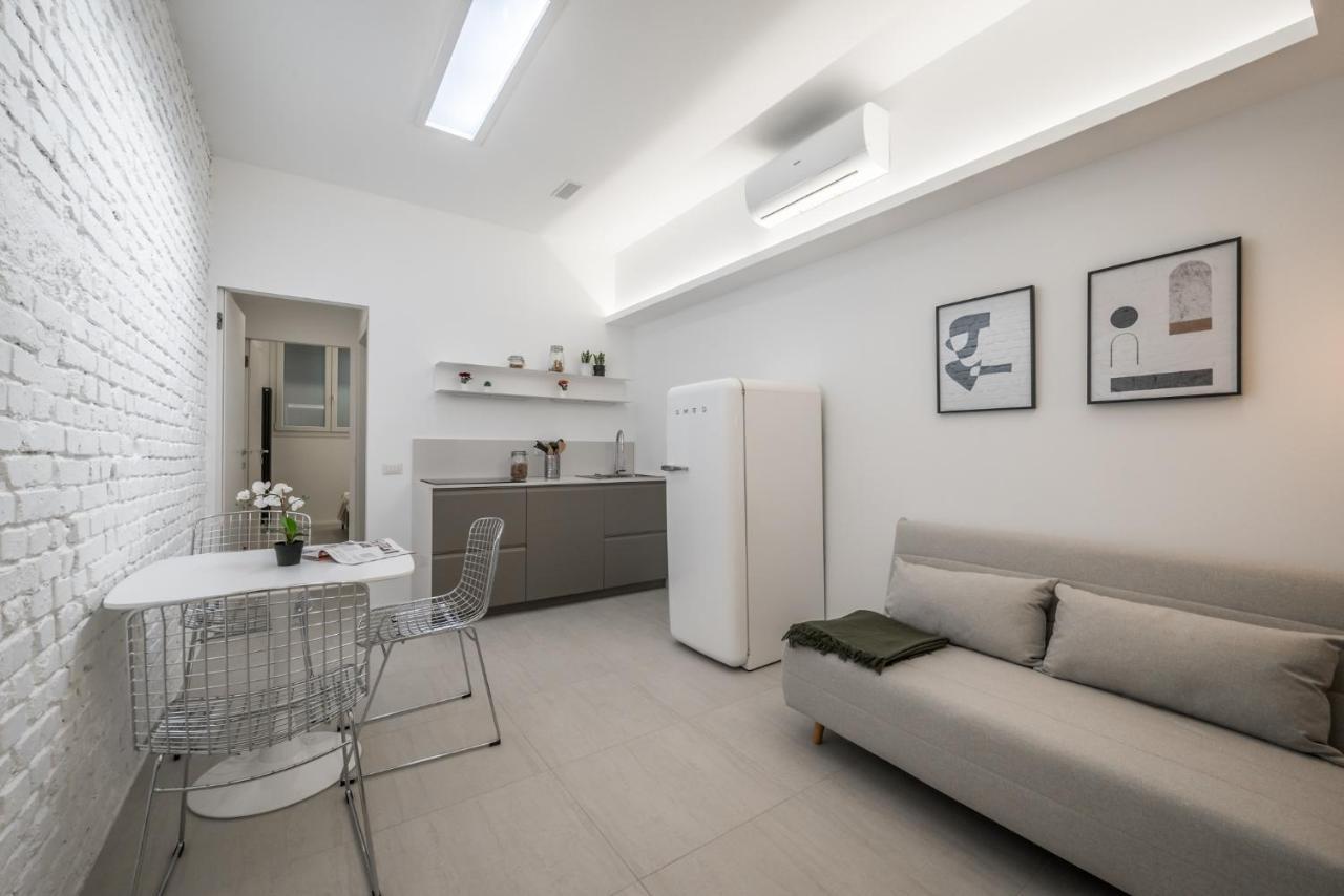Jj6 Loreto-Duomo - Esclusive - Chic - Luxury Milan Bagian luar foto