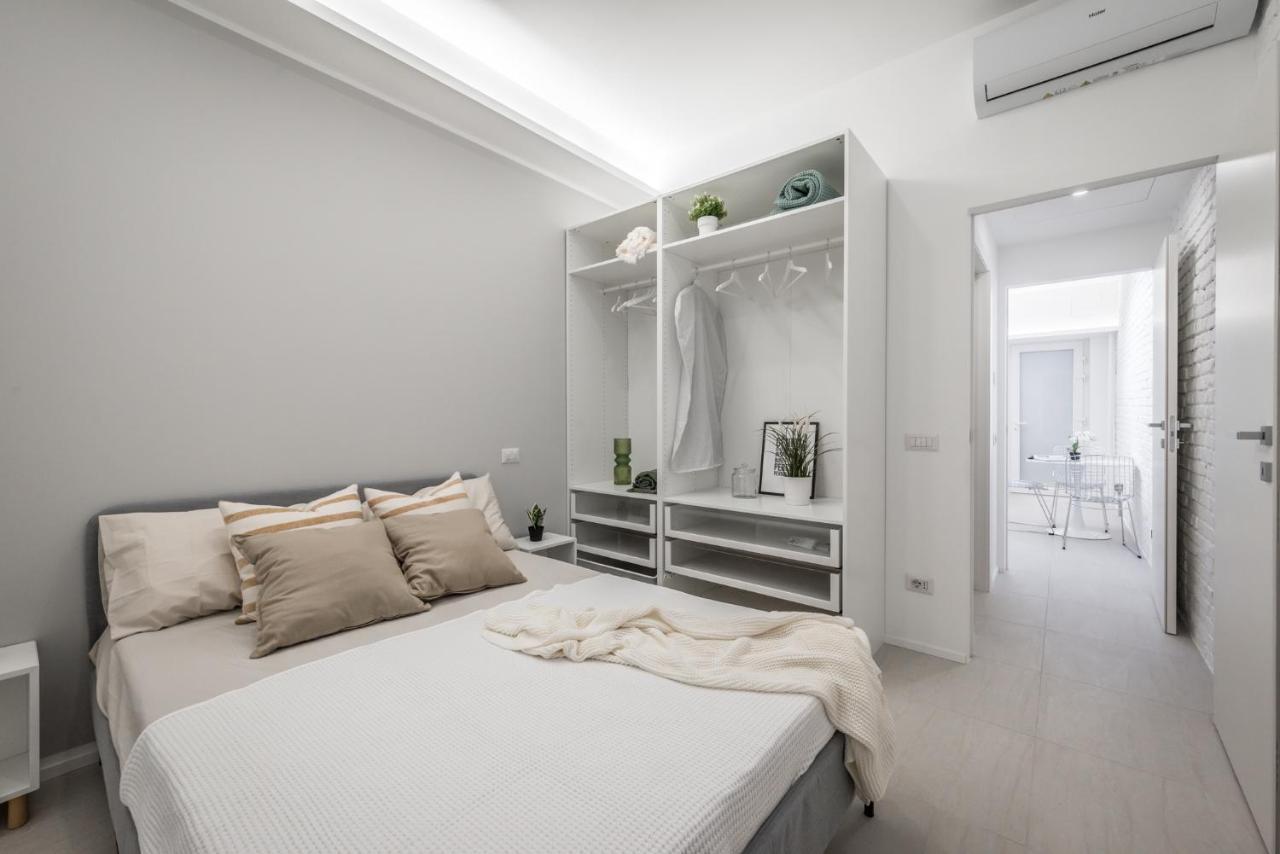 Jj6 Loreto-Duomo - Esclusive - Chic - Luxury Milan Bagian luar foto