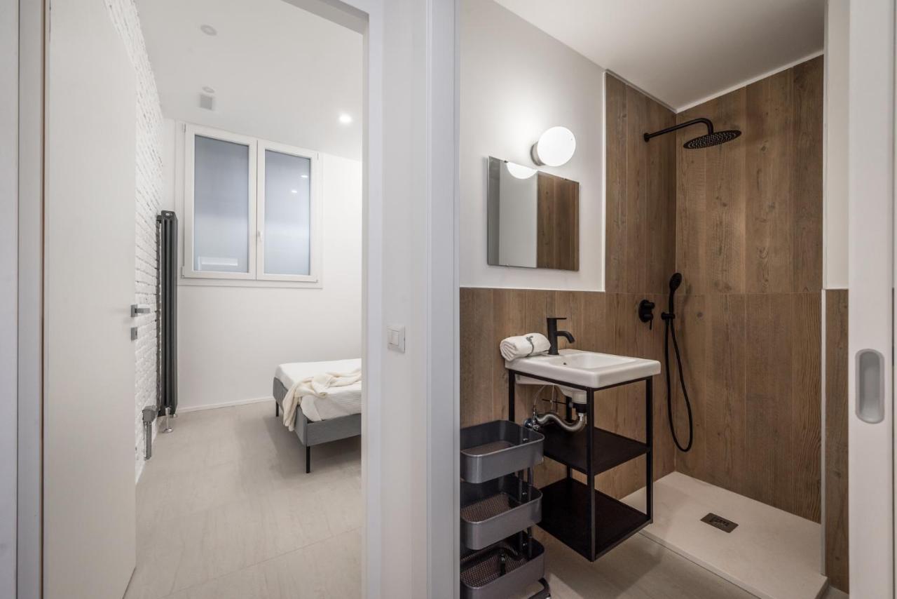 Jj6 Loreto-Duomo - Esclusive - Chic - Luxury Milan Bagian luar foto