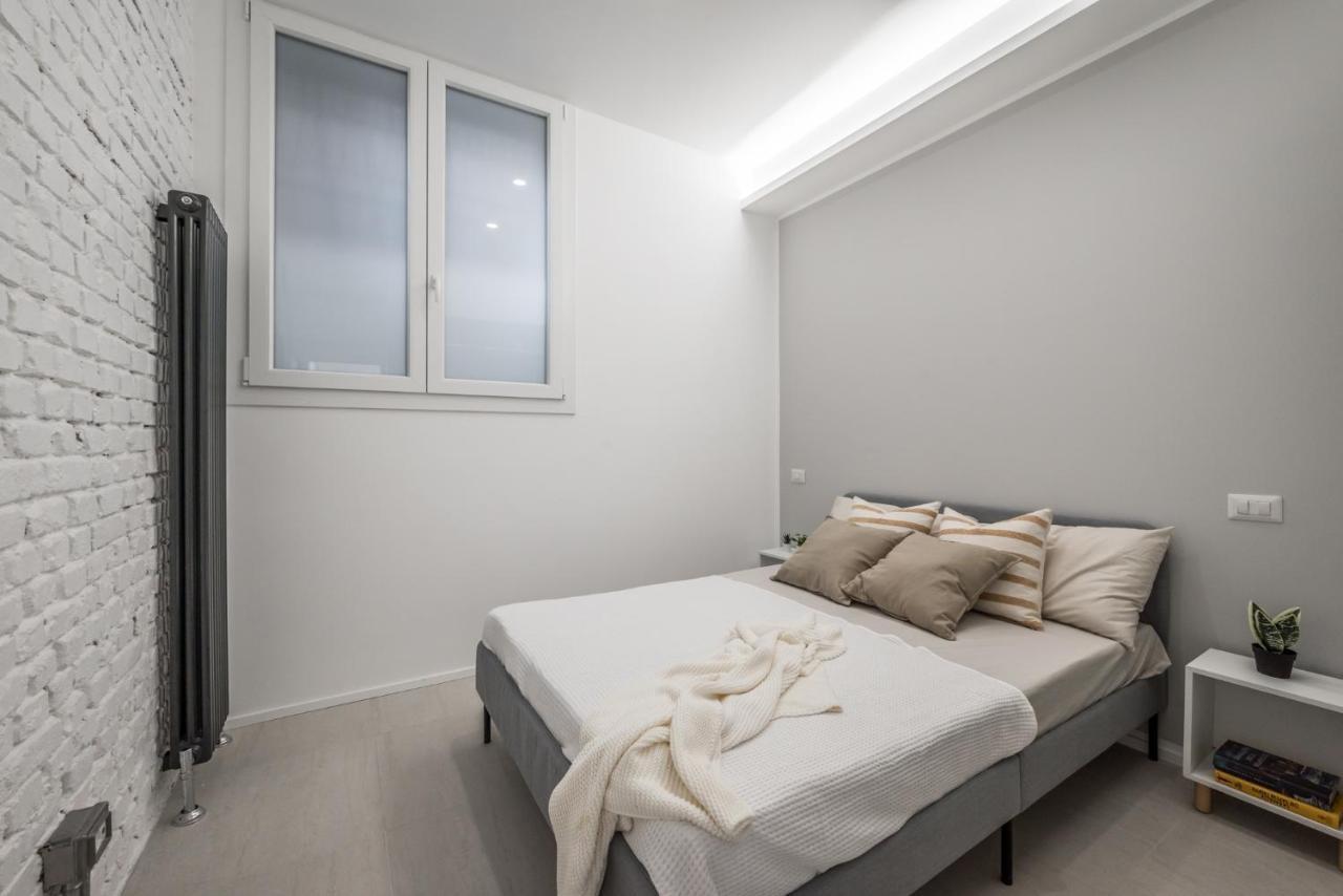 Jj6 Loreto-Duomo - Esclusive - Chic - Luxury Milan Bagian luar foto